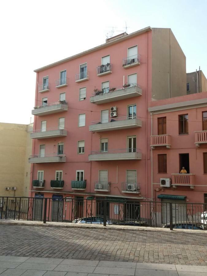 Casa Giulia Hotel Cagliari Buitenkant foto