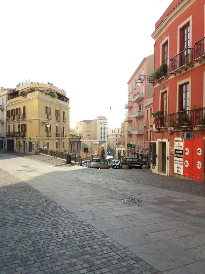 Casa Giulia Hotel Cagliari Buitenkant foto