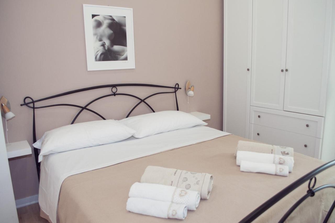 Casa Giulia Hotel Cagliari Buitenkant foto